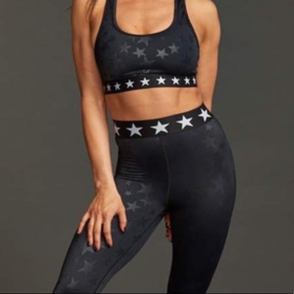 COPY - Mumu moves sports bra